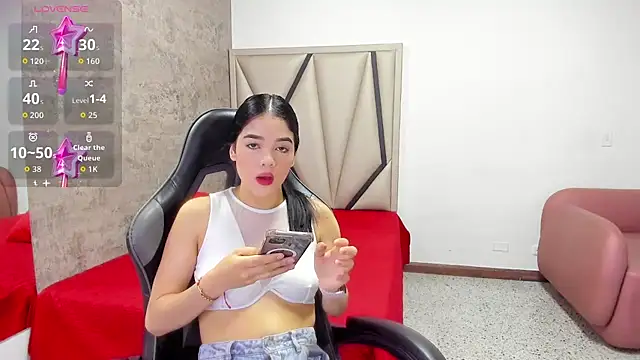 Luna  02 online show from May 28, 11:52 am