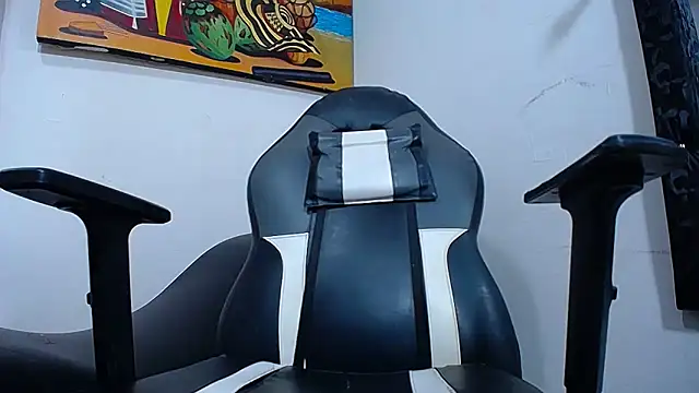 michell hot29 online show from February 16, 11:37 pm