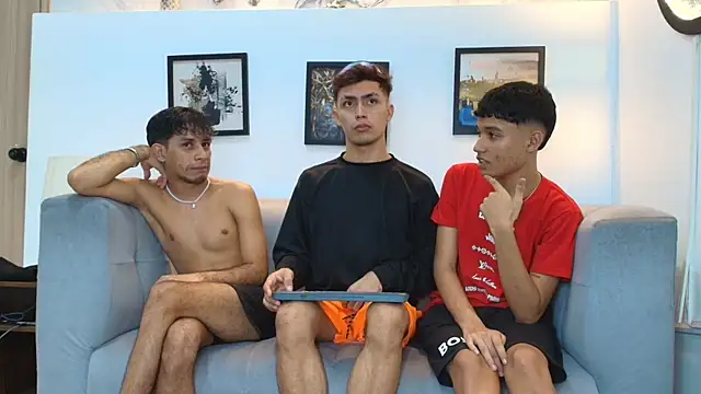 AVENGER BOYS2026 online show from January 17, 1:24 am