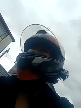 Michelle ec online show from April 11, 4:43 pm