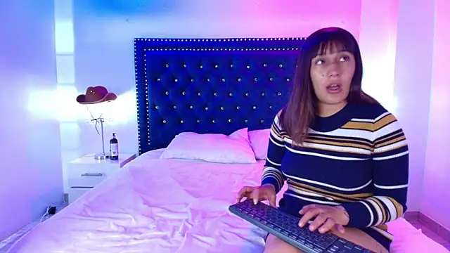 Cristal and luke online show from June 3, 3:51 am