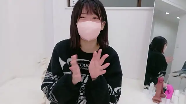 yuruchan  online show from February 24, 5:55 pm