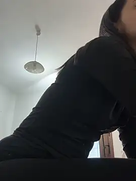 AmayaDominique online show from March 4, 2:45 pm