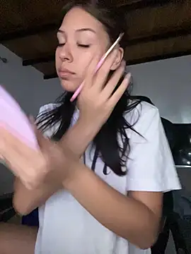 Kitty20205 online show from March 13, 3:08 am