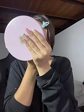 Kitty20205 online show from April 14, 1:27 am