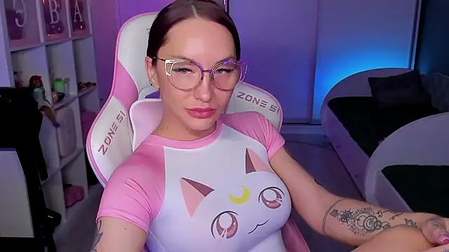 SibylVex online show from February 11, 2:07 pm