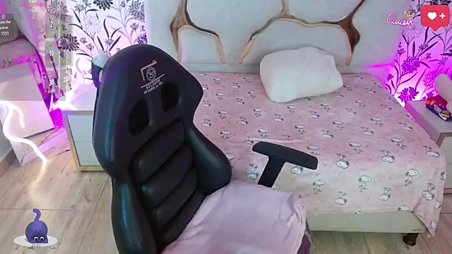 TATTI TAY online show from February 24, 7:23 pm