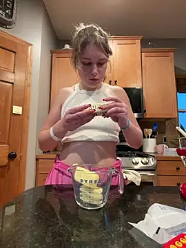 SassynNatty online show from February 11, 11:50 pm