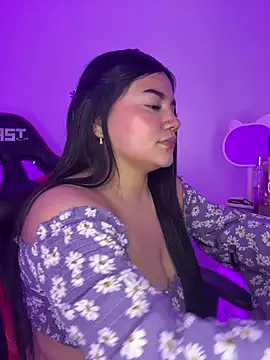 abby gonzales online show from May 7, 7:12 am