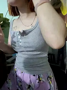 -LunaLust online show from March 22, 12:11 pm