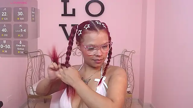 Choloeadams xxx online show from March 19, 2:38 am