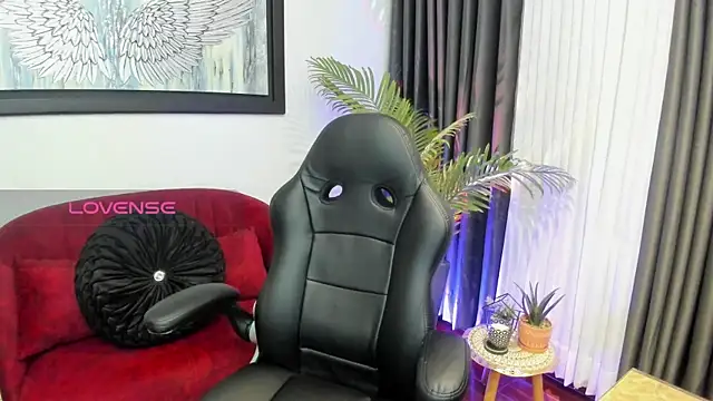 VictoriaPaker online show from March 17, 11:47 am