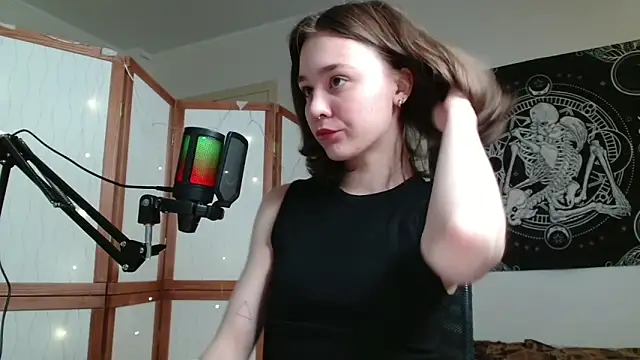 Mysterious Toy online show from March 10, 8:13 pm