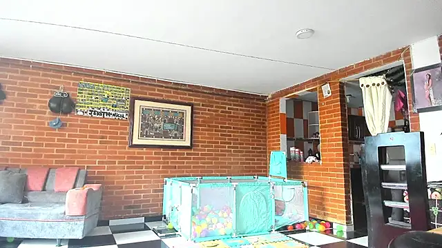 Lia rouse04 online show from April 14, 1:00 pm