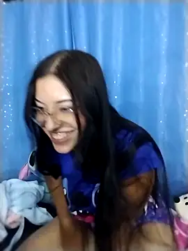 Mmelissaa online show from February 17, 4:23 am