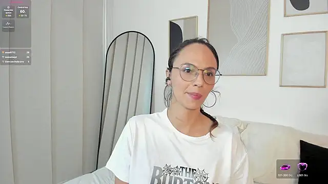 Julianneharris online show from March 1, 3:45 pm