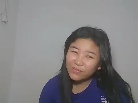 Zyeiii online show from March 26, 7:32 am