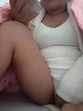 Minaa2x online show from March 23, 6:03 pm