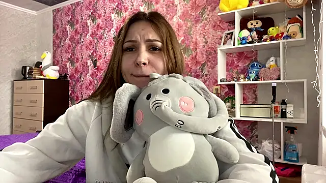 TraciBallena online show from February 26, 11:42 am