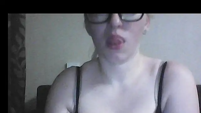 Dolce Tempt online show from February 7, 9:18 pm