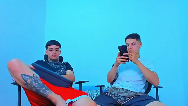 Thomas-Wil online show from July 12, 11:27 pm