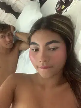 GeorgiandCoi online show from April 3, 11:30 am