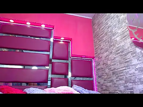 maddi sweetie online show from January 9, 2:21 pm