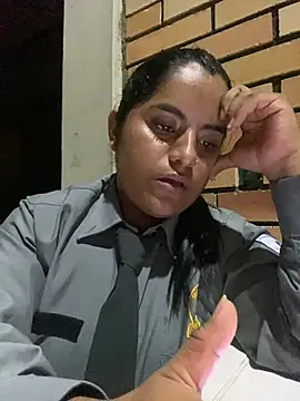 Isabel 3 online show from February 2, 1:04 am