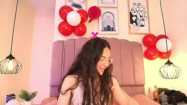 Hanabie  online show from February 13, 3:52 am