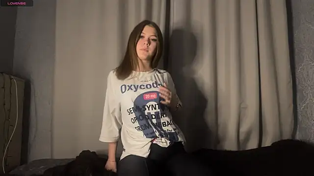 lilkaryne online show from February 15, 2:49 pm