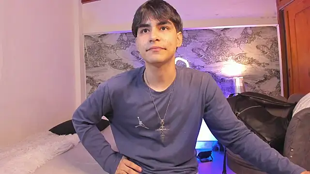 IamJuanJoc online show from May 29, 3:26 am