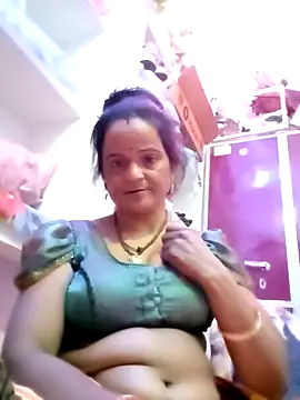 kiiuu sexe online show from February 19, 1:54 pm