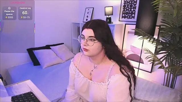 Siena aa online show from March 6, 10:16 pm