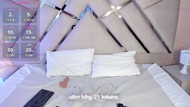 gemma roberts  online show from February 15, 3:20 am