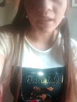 jjennyyy online show from March 31, 7:19 am