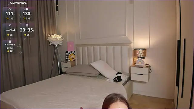 haerynn online show from April 28, 5:28 pm