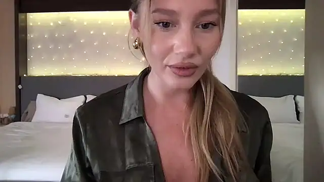 Stella muse online show from April 8, 3:19 am