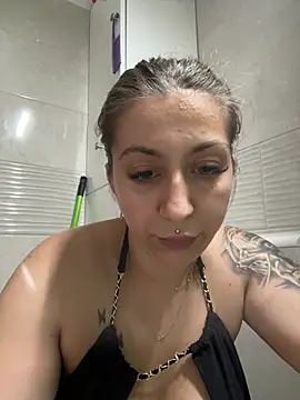 dalia0710 online show from June 25, 1:02 pm
