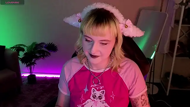 Roziett Belle online show from March 19, 9:35 am