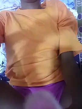 PatriciaVen online show from April 12, 8:39 am