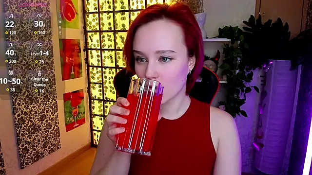 Ellie Heavenly online show from April 18, 8:39 am