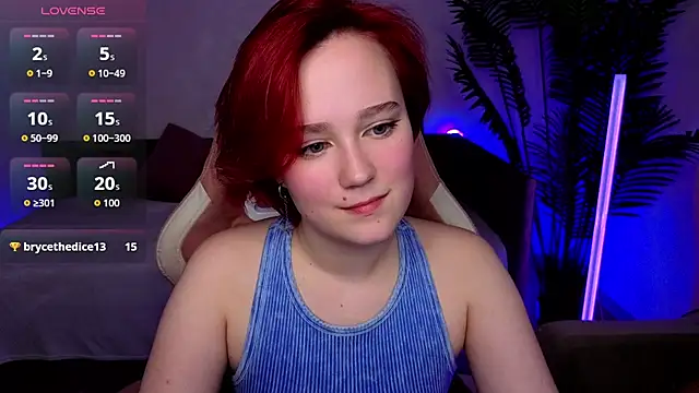 Ellie Heavenly online show from April 14, 9:09 am