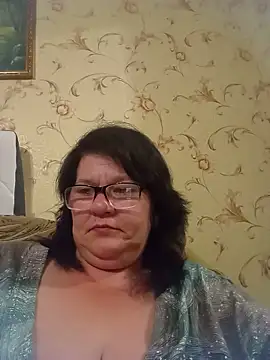 NysiOlsen online show from June 4, 7:29 pm