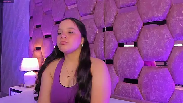 LilyPetite  online show from January 15, 4:40 am