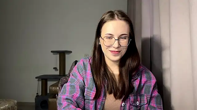 JanelleCourville online show from February 19, 4:17 pm