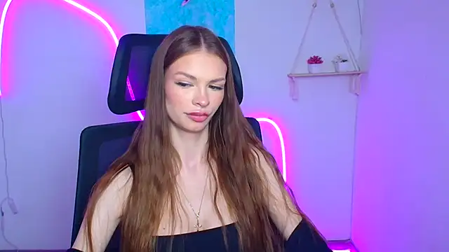 Lina Loveuu online show from March 4, 12:45 pm