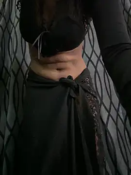 Sassyreyaaa online show from April 11, 7:28 pm