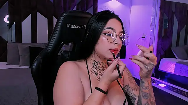 Mila laurent1 online show from February 23, 11:04 pm