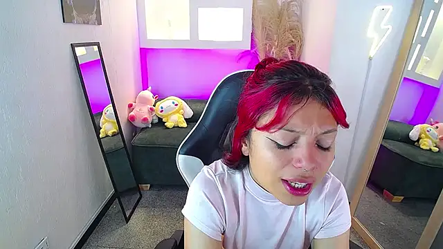 melodyy as online show from May 29, 1:42 pm
