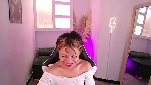 melodyy as online show from February 26, 1:32 pm